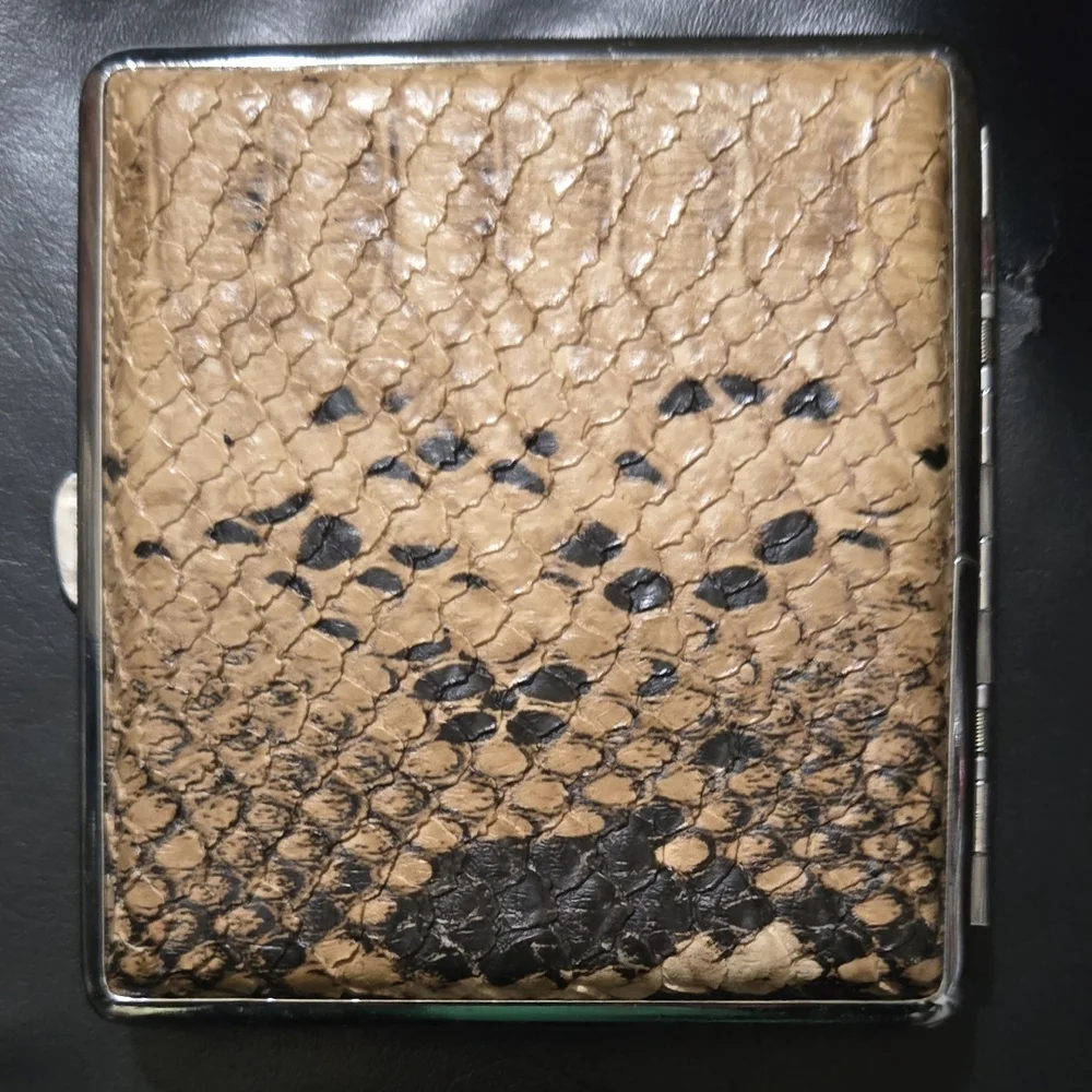 Z-Best Snakeskin Pattern Wallet - Picture 2 of 5